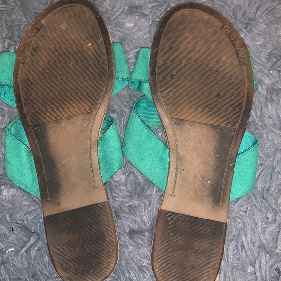 Old Navy Green Sandals, Size 8 - Picture 2 of 5
